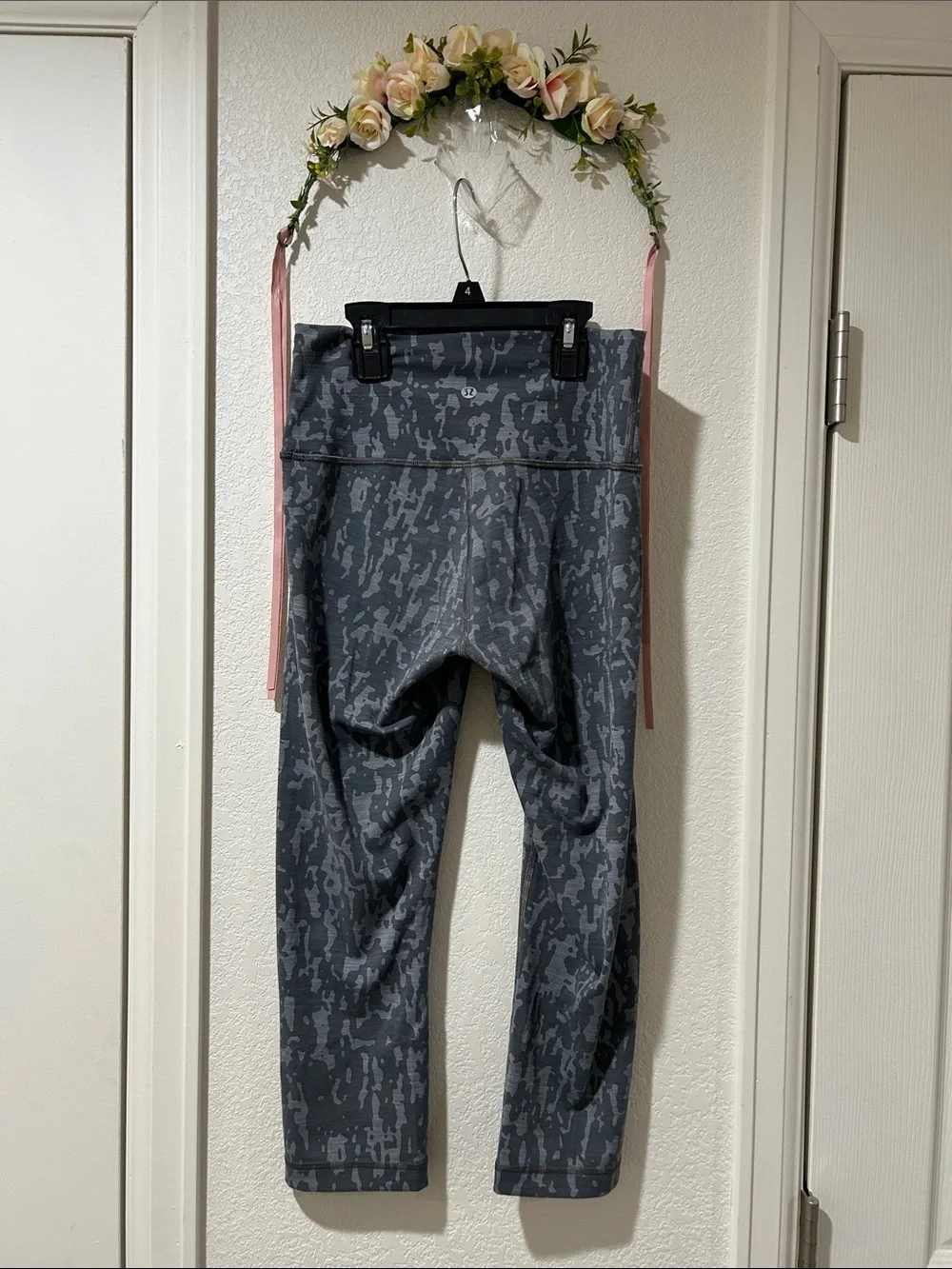 Lululemon Wunder Train High-Rise Crop 21